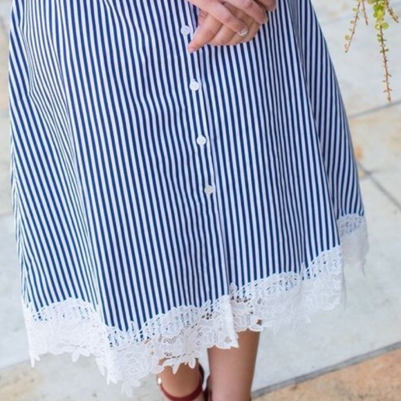 Dainty Jewells | Park Avenue Dress | Maxi length - Picture 6 of 7